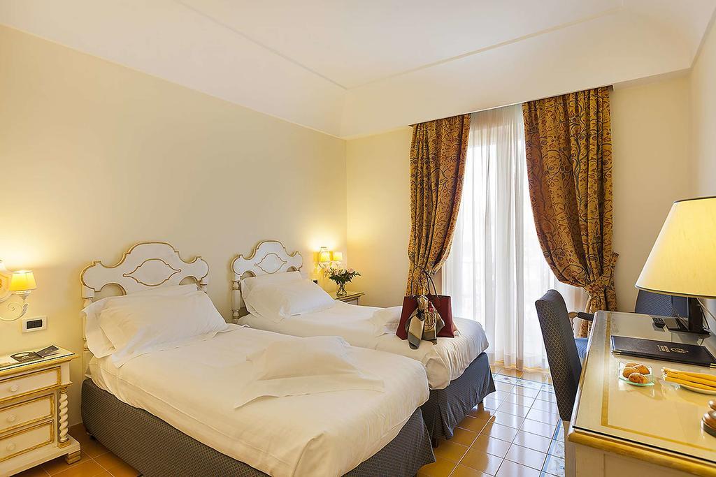 Excelsior Belvedere Hotel & Spa Ischia Rum bild